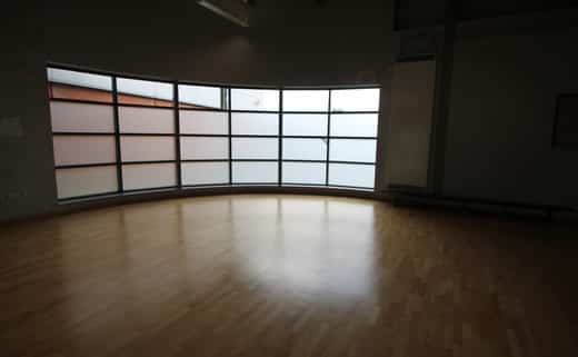 regular_Lostock_High_-_Dance_studio__4_