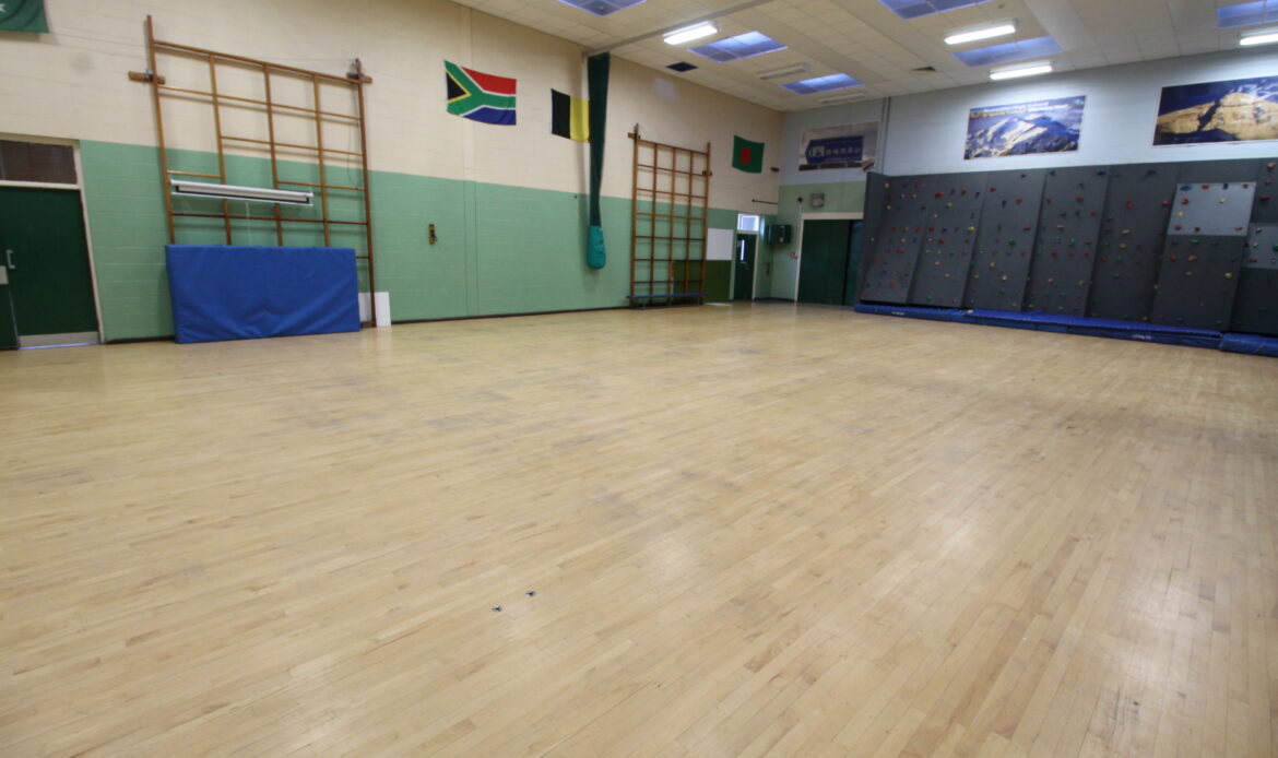 Newsome - Gymnasium (3)