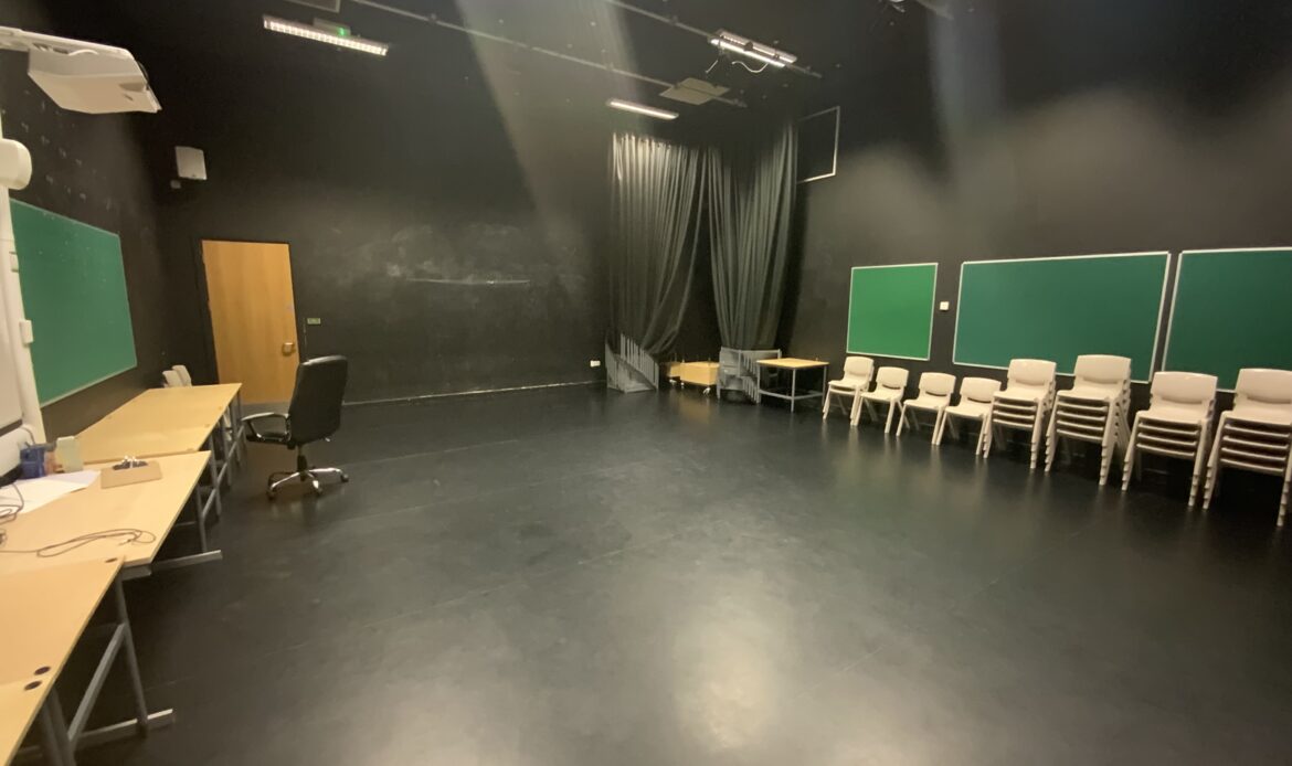 drama studio 2