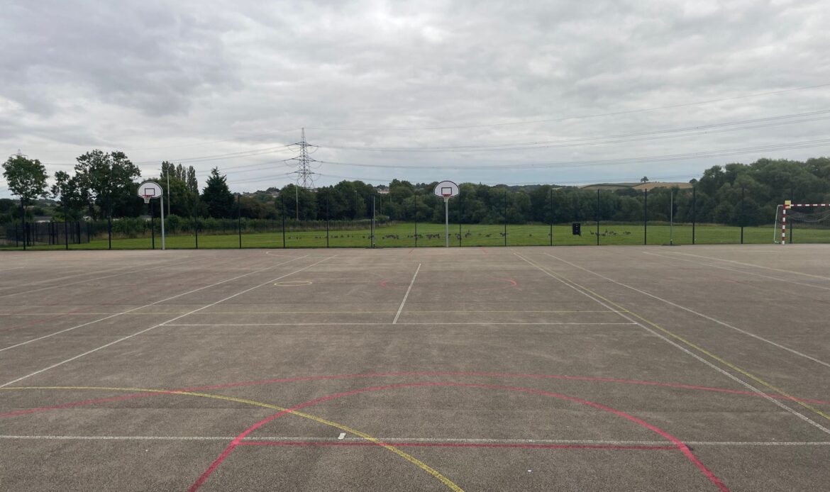 outdoor courts (2)