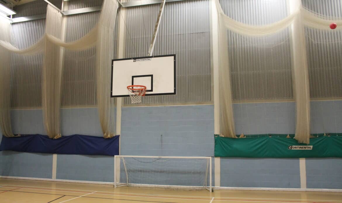 sports hall picture 3