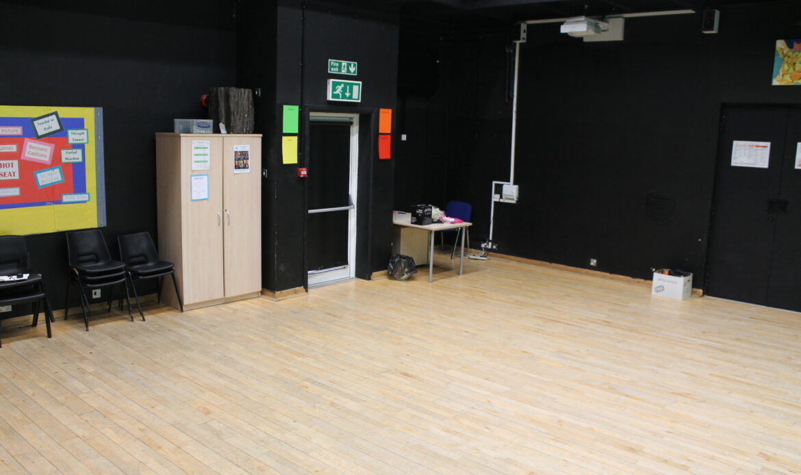 The Chalfonts Community College - Drama Studio 1.2