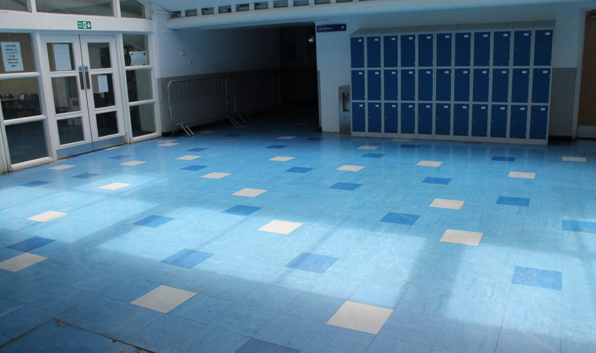 The Chalfonts Community College - Atrium1.1