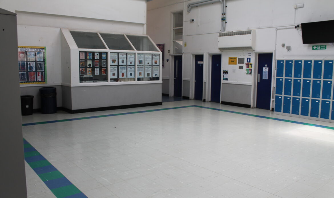 The Chalfonts Community College - Atrium2.1