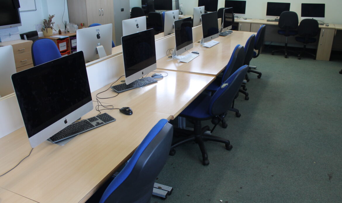 The Chalfonts Community College - Specialist Classroom1