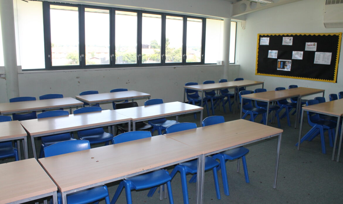 The Chalfonts Community College - Classroom